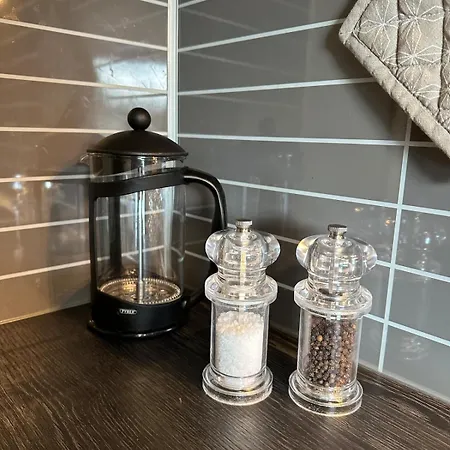 Treroms Pa Lunheim Apartamento Tomasjorda