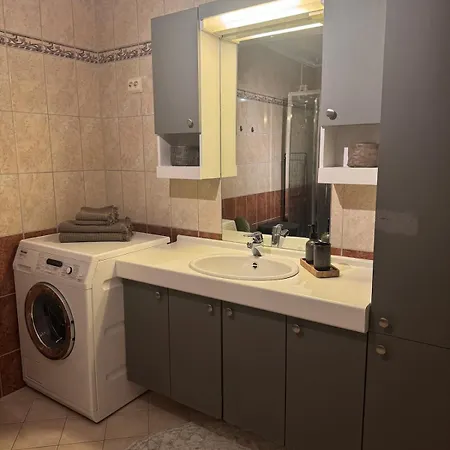 Treroms Pa Lunheim Tomasjorda