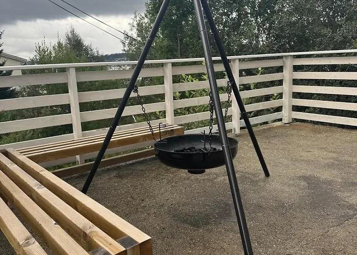 Treroms Pa Lunheim Apartament Tomasjorda